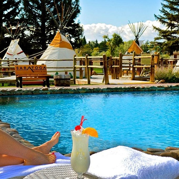 The resort is renowned for its natural hot springs, and guests can enjoy soaking in the outdoor hot spring pools, which are open year-round. 