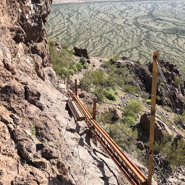 This cable-lined trail is just one of several hikes to the top of the peak of all levels. 