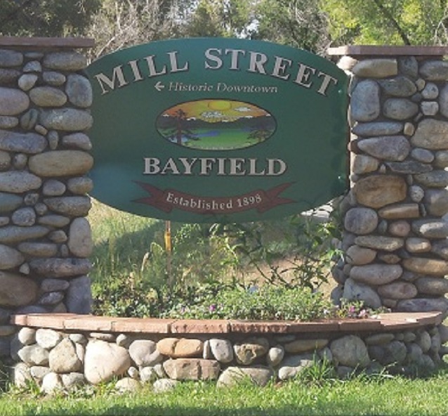 Bayside’s Mill Street offers restaurants and shopping for those visiting the town. 