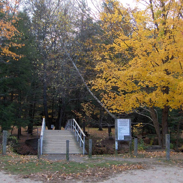 The Barn Door Hills entrance to McLean Game Refuge and Carpenter’s Falls. 