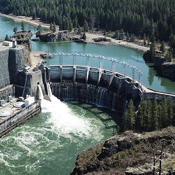 The Cabinet Gorge dam and reservoir at the Idaho-Montana state line. 