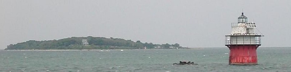Duxbury Pier Lighthouse - Header Image