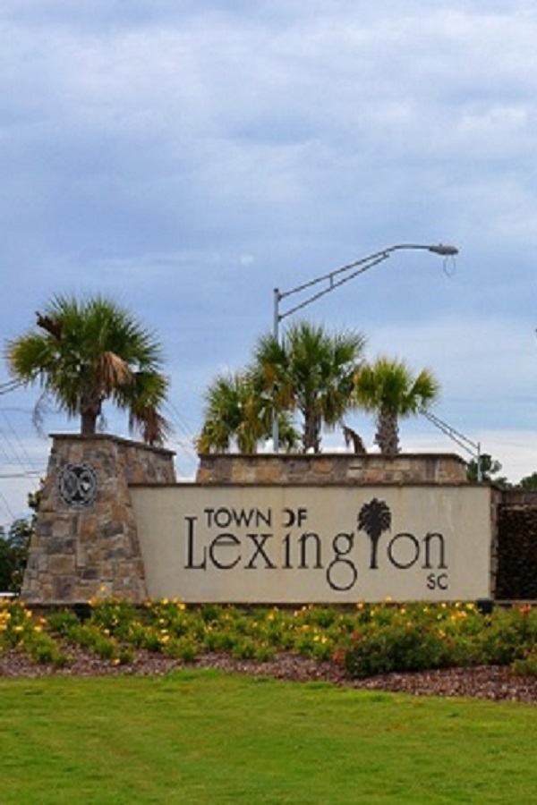 Greater Lexington Chamber and Visitor Center  - Display Image