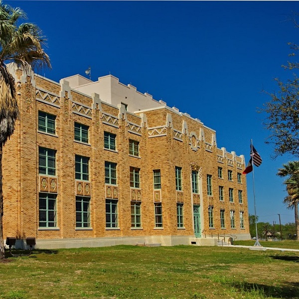 The historic La Salle County Courthouse. 