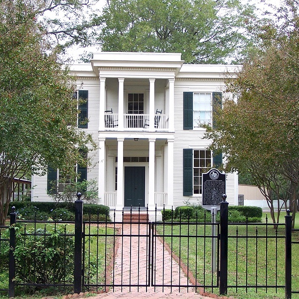 The Crocheron-McDowall House is also on the National Register of Historic Places. 