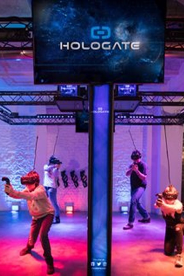 Fast Lane Entertainment Center     - Display Image