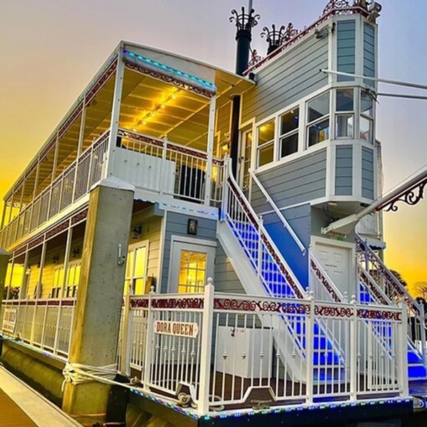 The Dora Queen      - Webpage Image