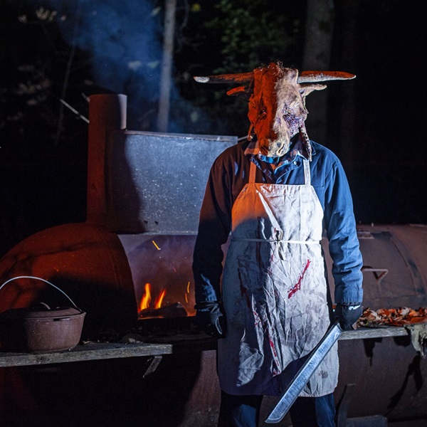 The attraction boasts elaborate sets, detailed props, and state-of-the-art special effects to create a truly immersive and terrifying atmosphere for visitors.