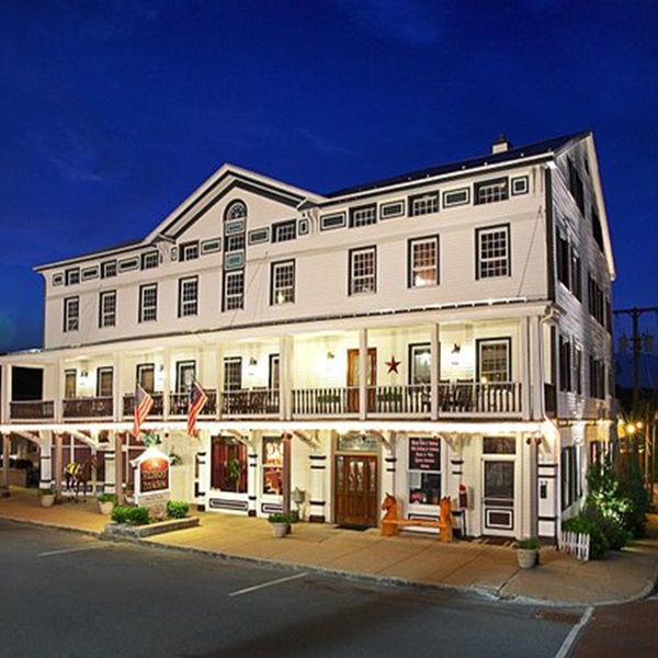 The historic San Souci Mineral Spring, which feeds the Medbery Inn, is said to have healing properties.