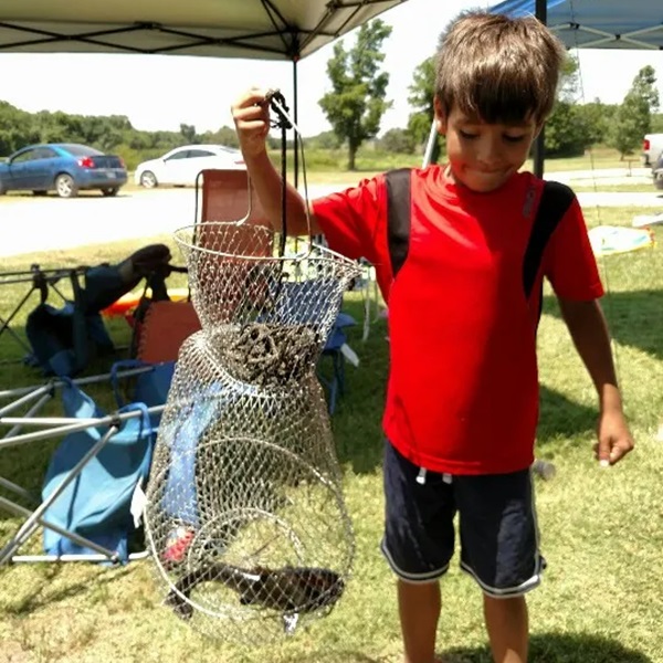 Altamont City Lake is a popular destination for families and anglers of all ages, thanks to its accessible shoreline, ample fishing opportunities, and tranquil surroundings. 