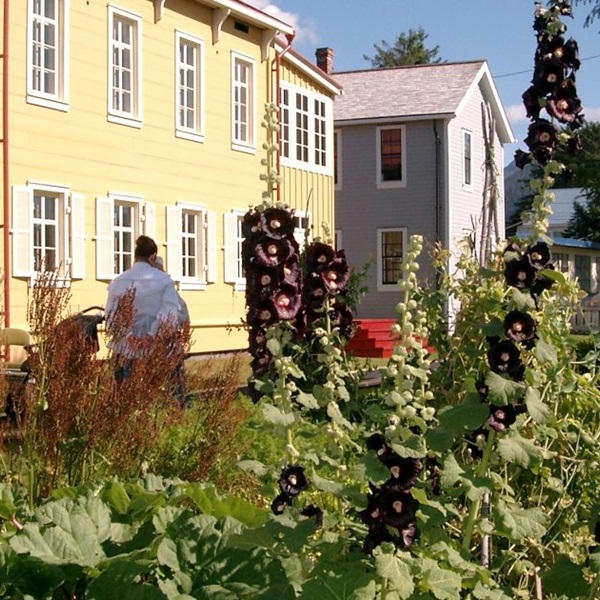 Russian Bishops House    - Webpage Image