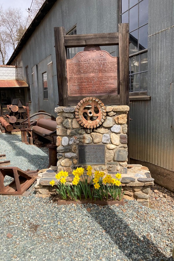 Sutter Creek Visitors Center  - Display Image