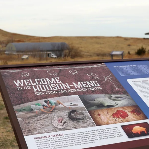 Suggested destination image for Hudson-Meng Bison Kill   