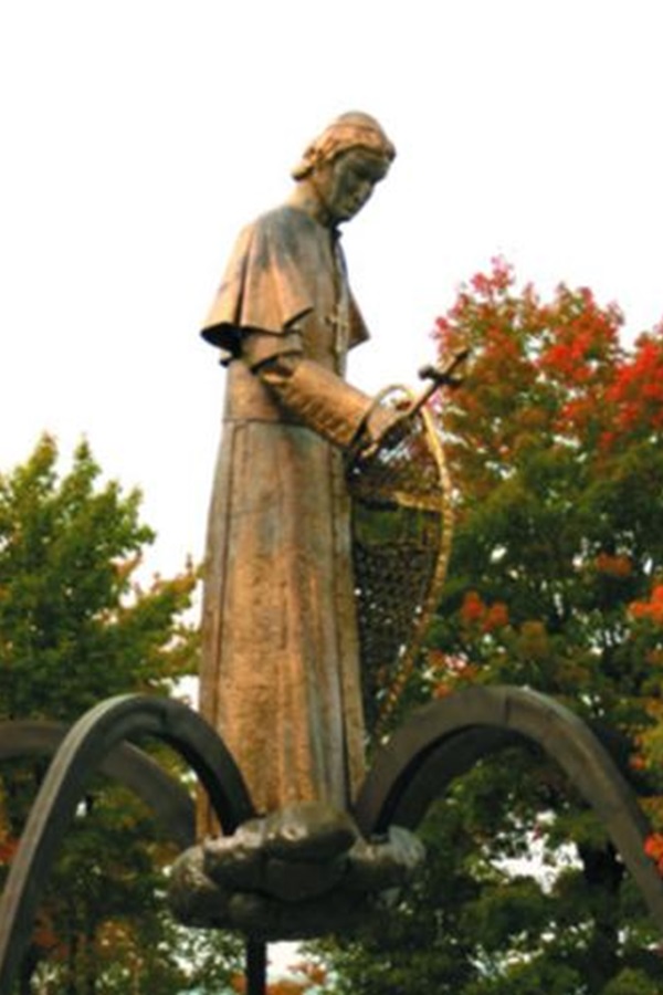 Baraga County Visitor and Convention Bureau   - Display Image