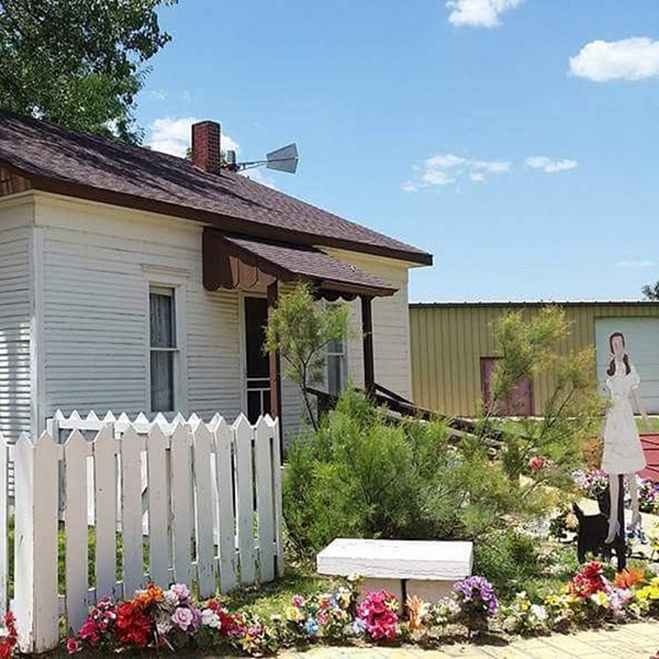 While staying in Hugoton, visitors can easily take a short drive to Liberal to explore Dorothy's House & the Land of Oz. 