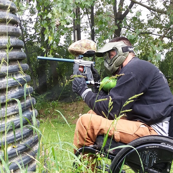 Hole in the Wall Paintball offers a range of rental equipment, including paintball markers, masks, and protective gear, catering to beginners and experienced players alike. 